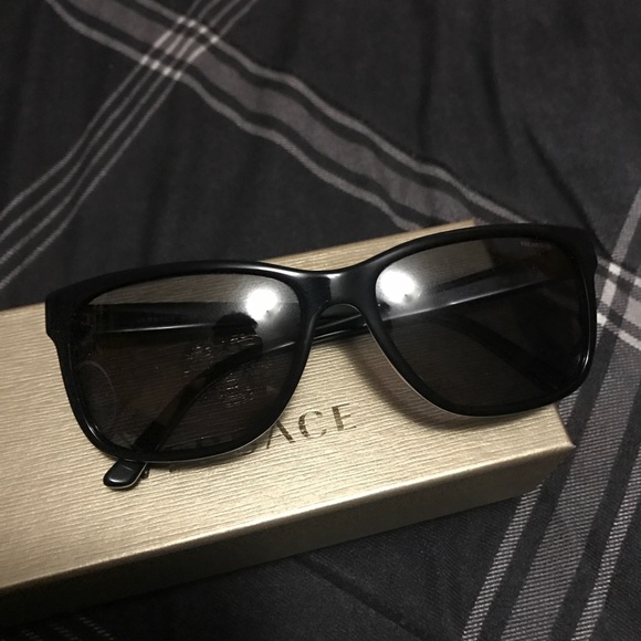 Versace Polarized Sunglasses - Picture 2 of 5